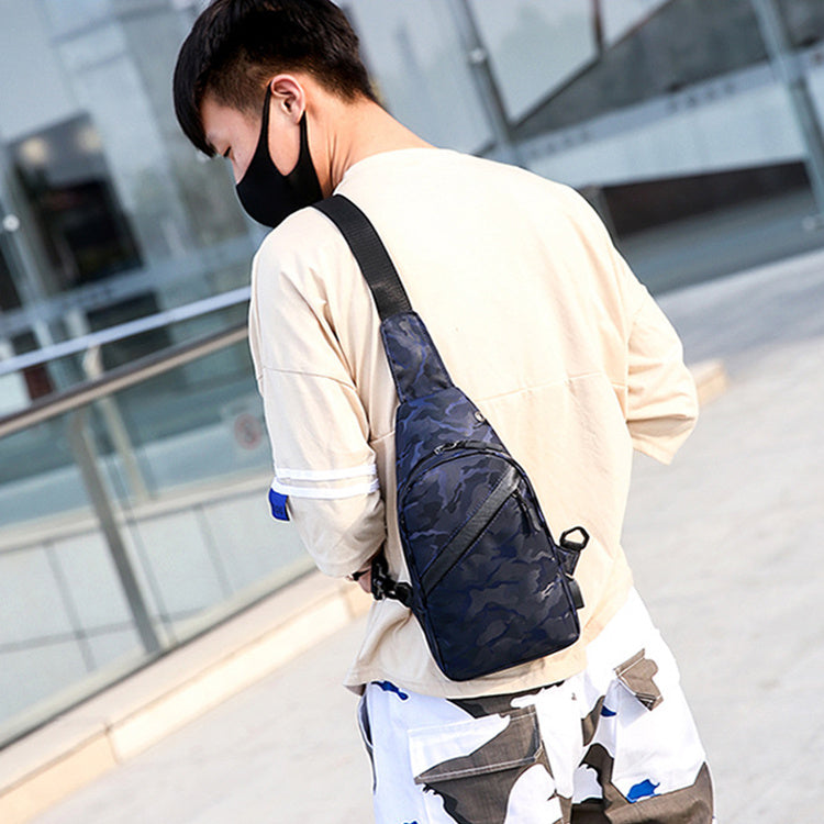 Men's Camouflage Chest Bags With Headphone Hole