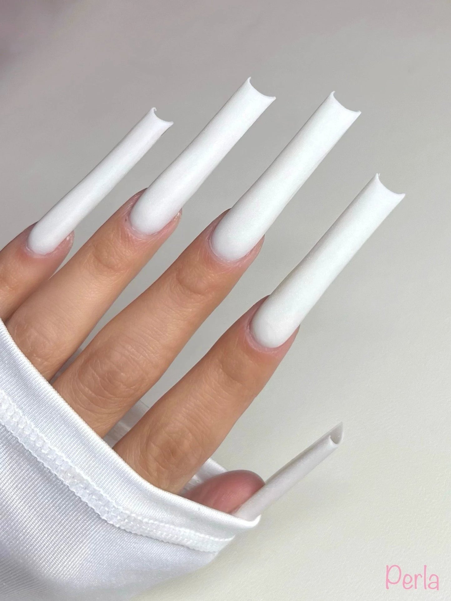 Color Me Pretty Acrylic Powder by 2Cute Nails
