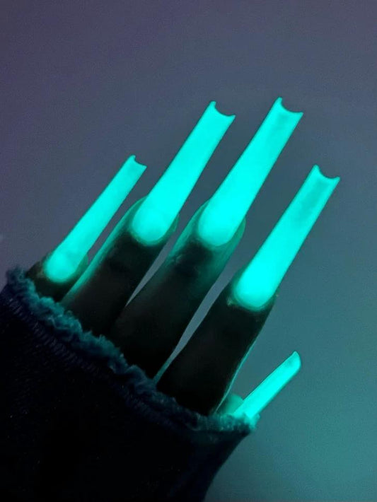 Glow White by 2Cute Nails