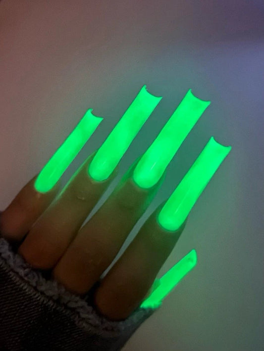Glow Green by 2Cute Nails