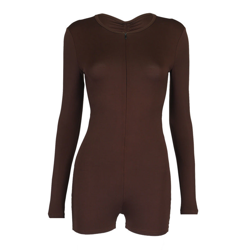 Back pleated shorts with zipper on waist and chest