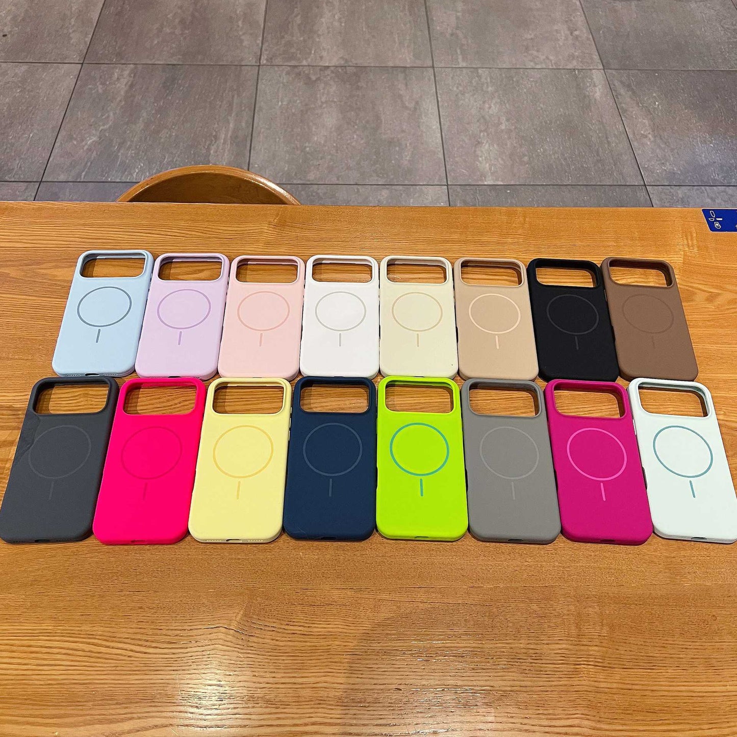 Simple Large Hole Fine Circle Silicone Magnetic Phone Case
