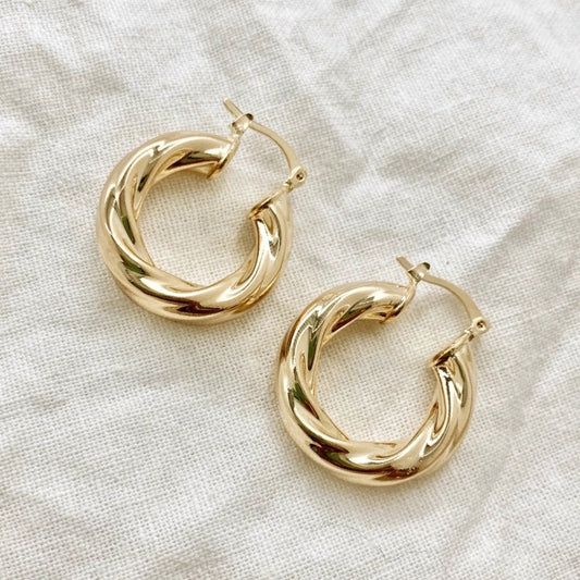 Gold Twist Set by Views & Co