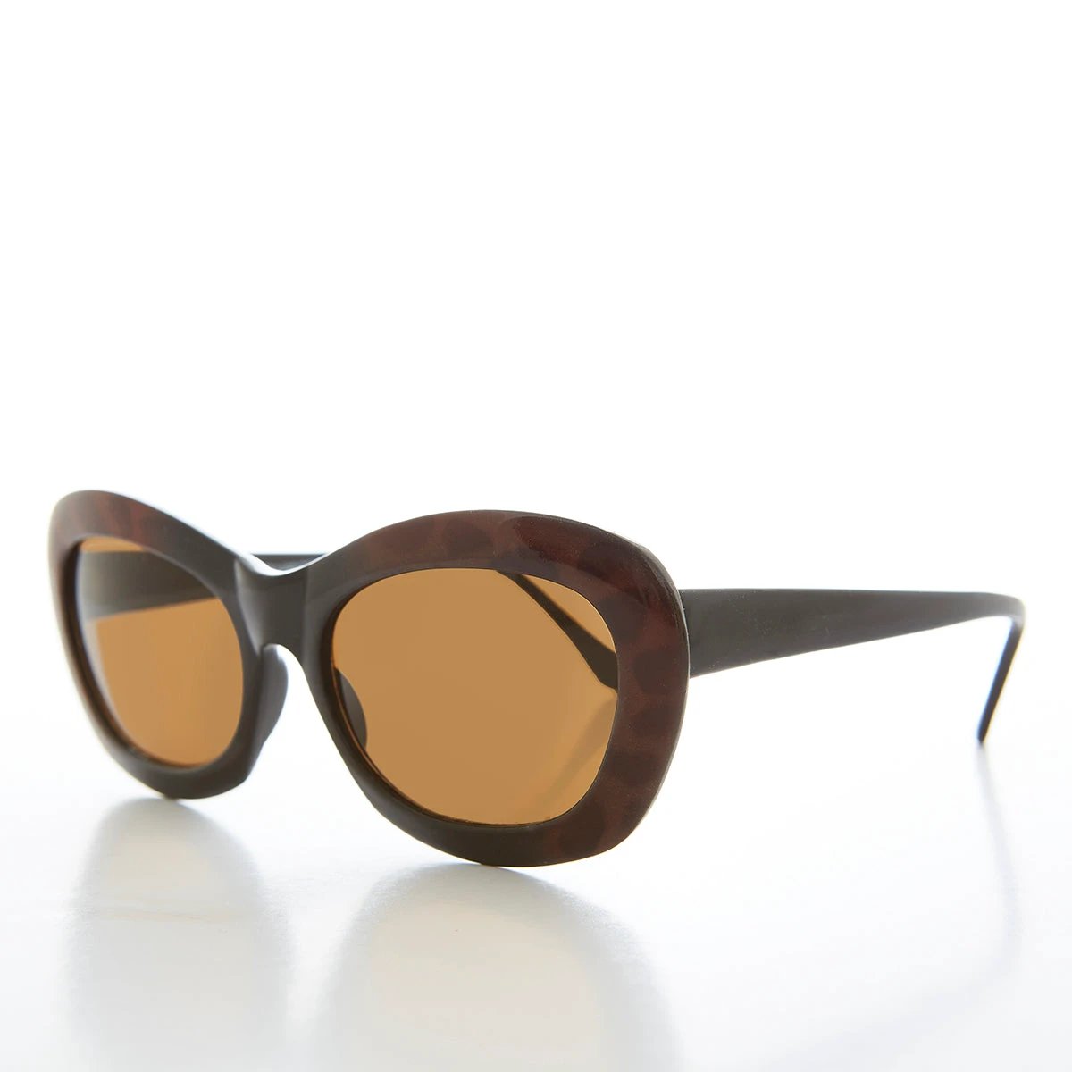 Large Cat Eye Women's Sunglass - Isla by Sunglass Museum
