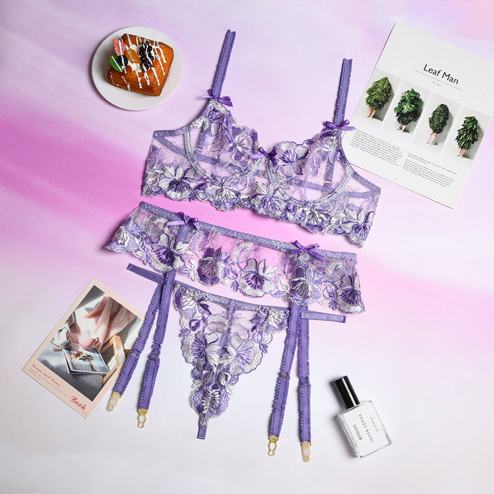 Sexy Lingerie Three-Piece Floral Embroidery Stitching Waist Seal Sexy Ladies Sexy Suit