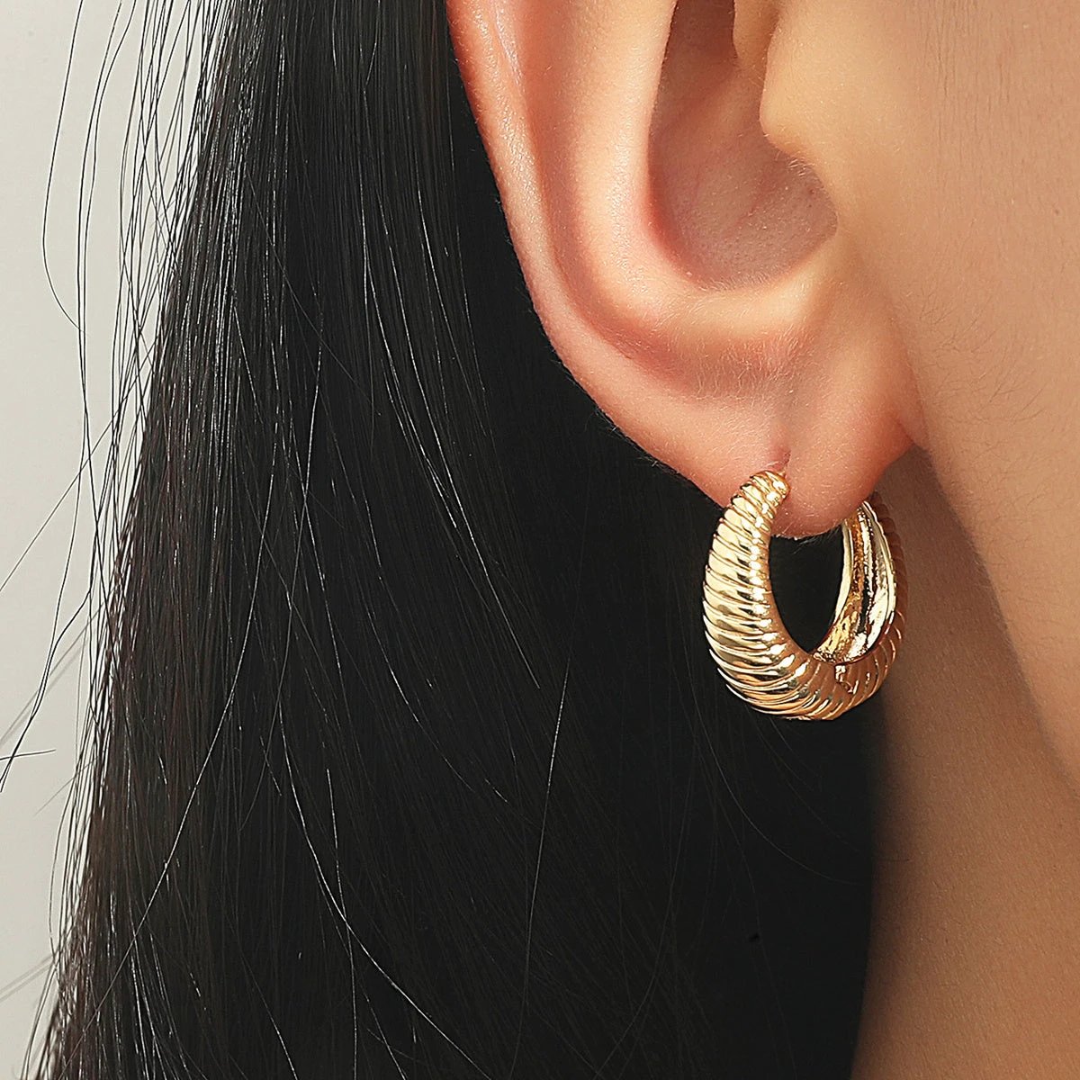 Gold Hoop Earrings,Only Self-pickup Is Supported, And The Displayed Prices Are All Self-pickup Prices by GJG Denim