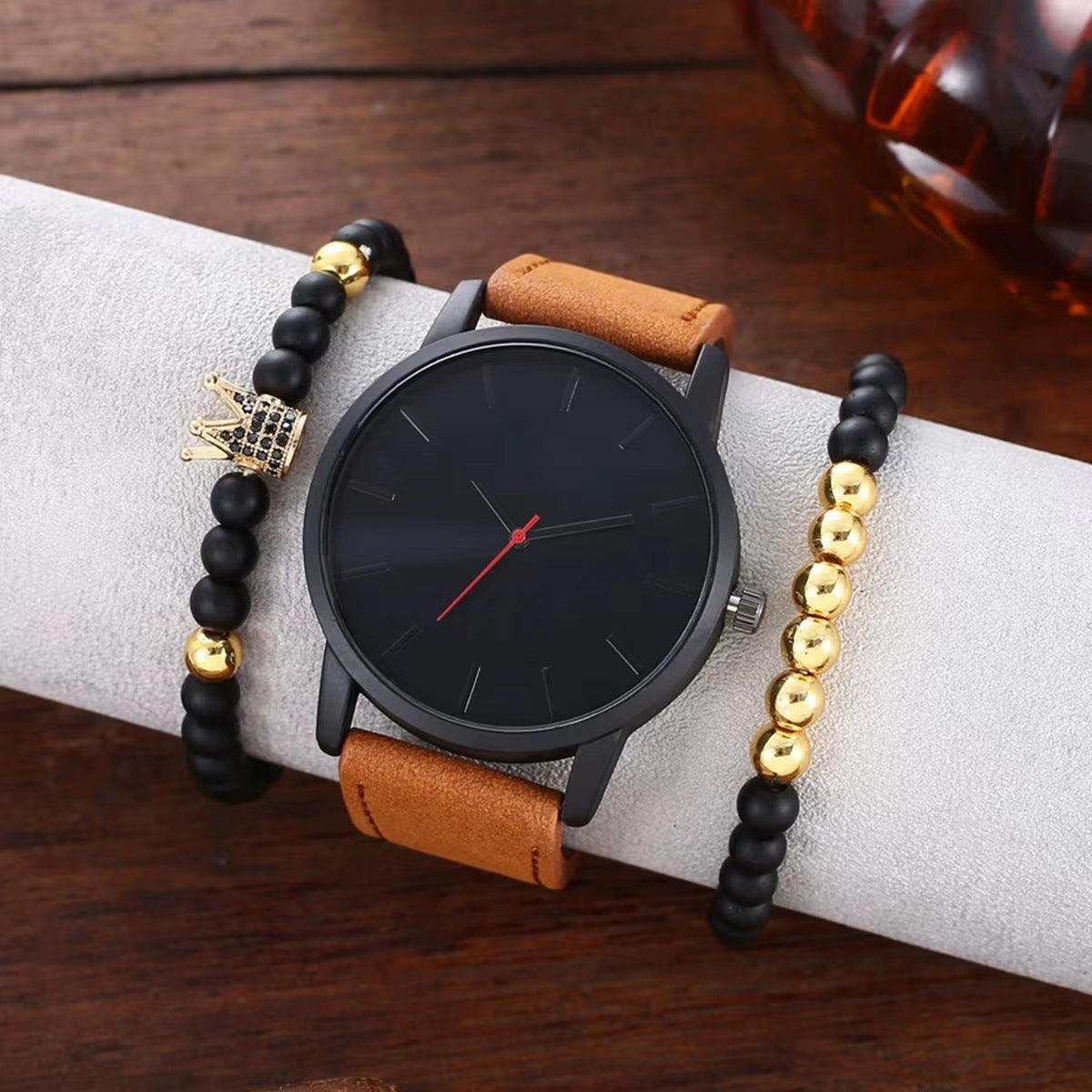Men's Large Dial Casual Simple Scale Frosted Band Quartz Crown Bracelet/Watch