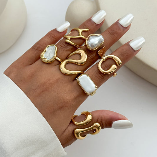 Open-end Pearl Ring Set Geometric Ring