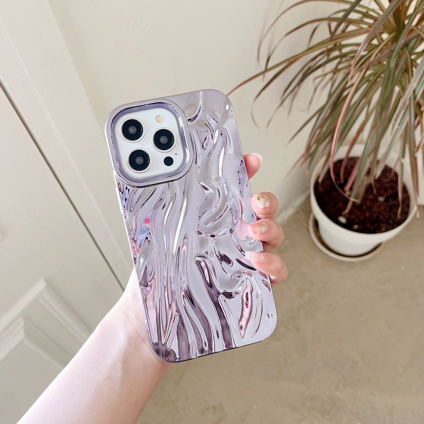 Three-dimensional Pleated Pattern Soft Phone Case
