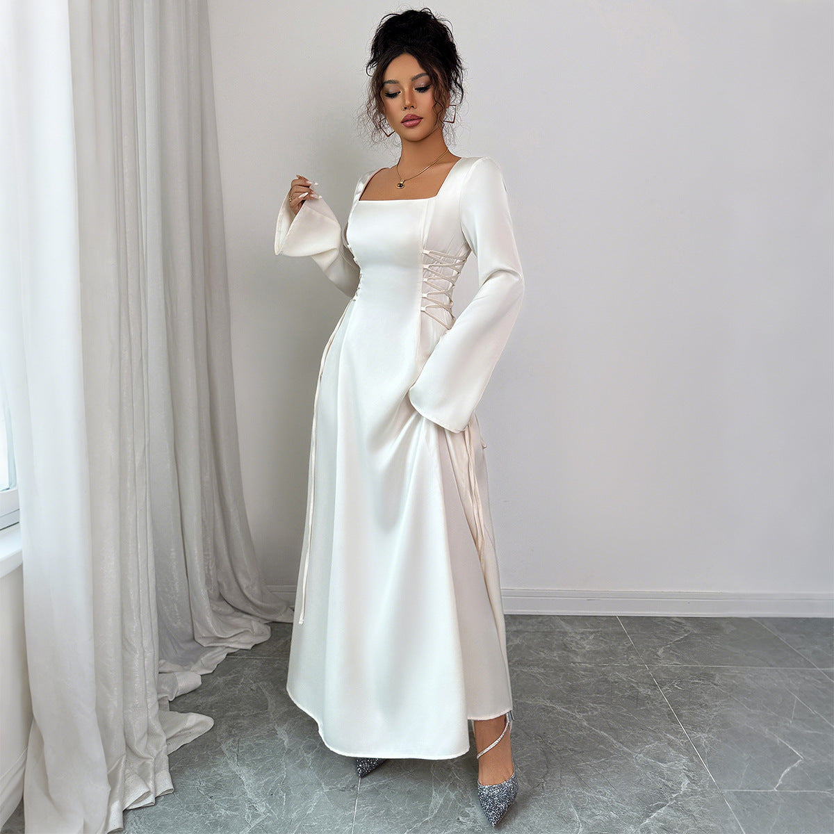 Elegant Solid Color Long Sleeve Dress Women's Clothing