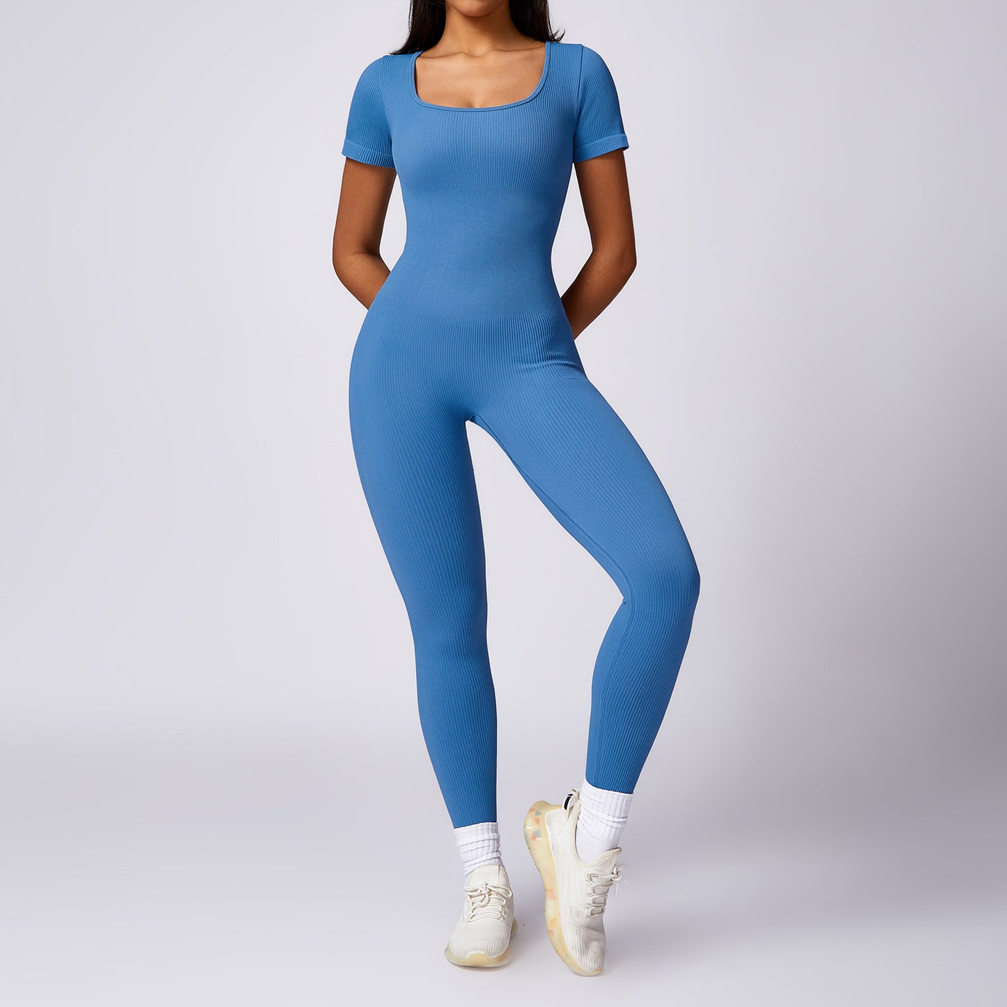 Seamless One-piece Short-sleeved Jumpsuit