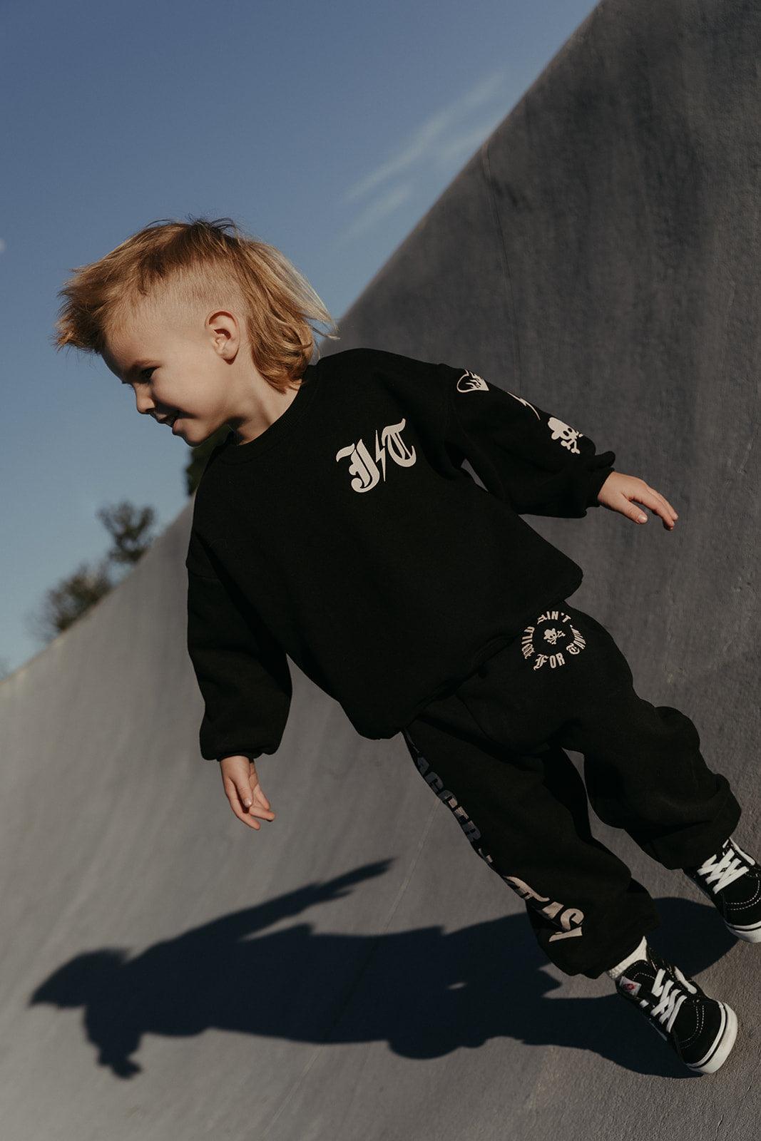 Give Em’ Hell Kids / Baby Sweat Set