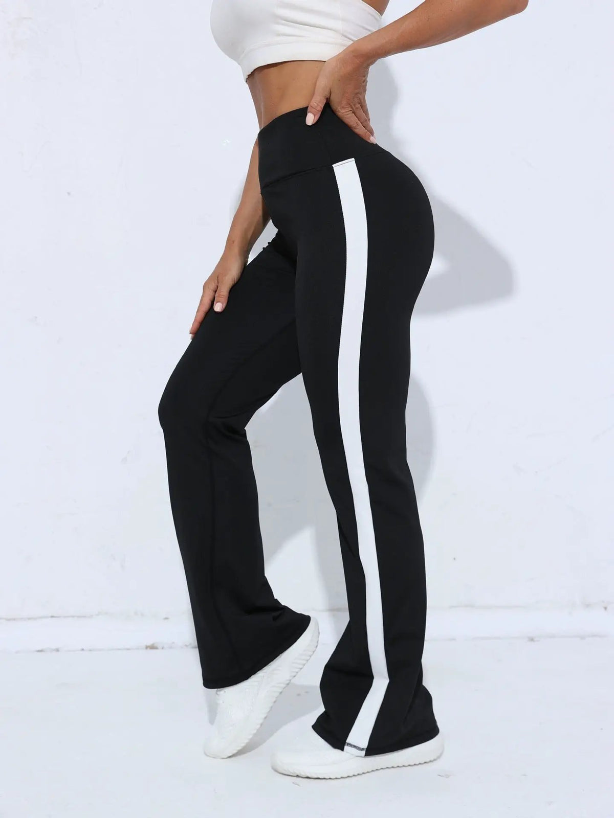 Yoga Flared Pants High-waisted Hip-lifting Workout Leggings by GJG Denim