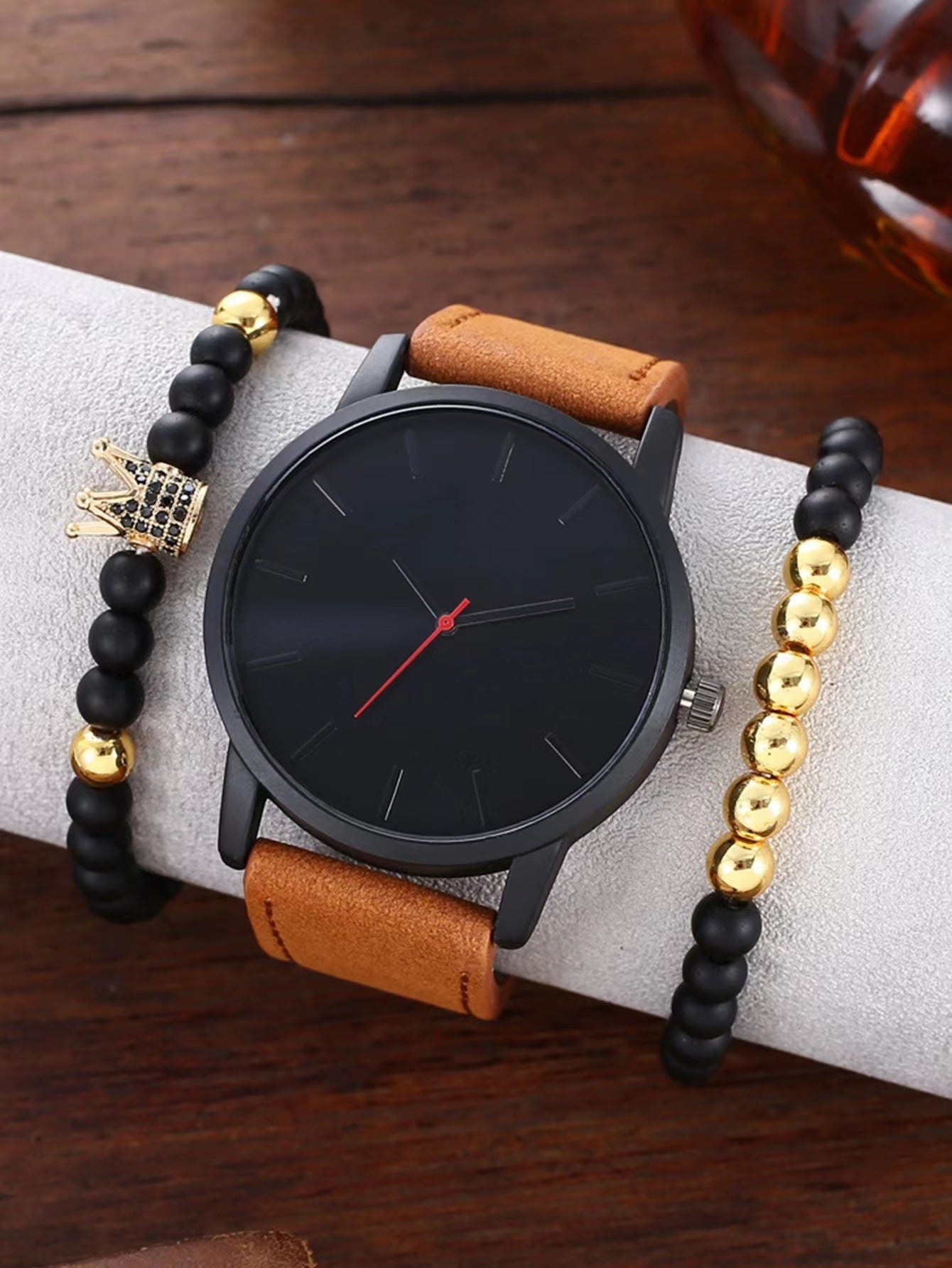 Men's Large Dial Casual Simple Scale Frosted Band Quartz Crown Bracelet/Watch