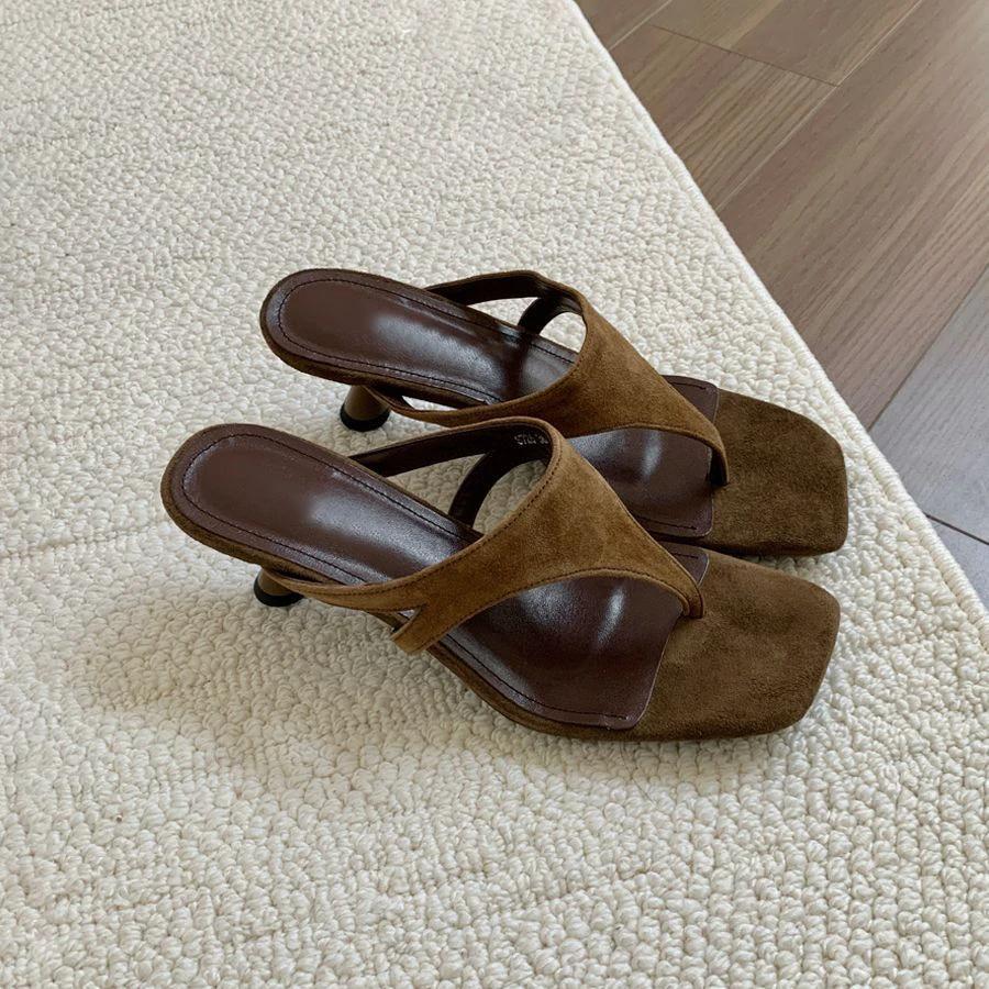 Retro-chic Minimalist Thong Stiletto Sandals by GJG Denim