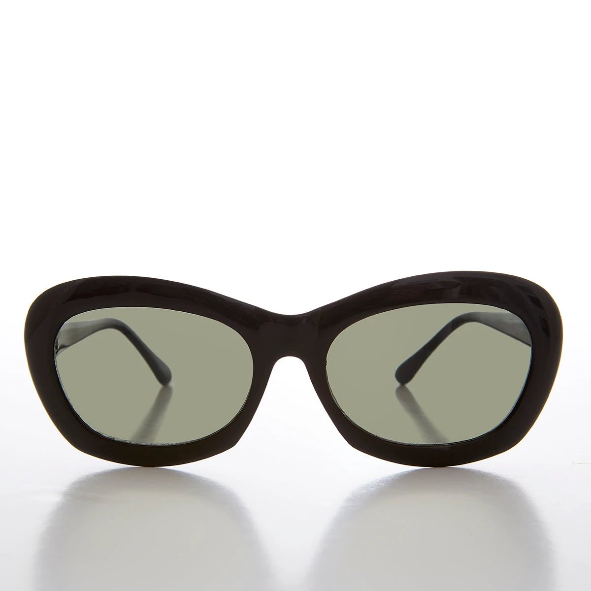 Large Cat Eye Women's Sunglass - Isla by Sunglass Museum