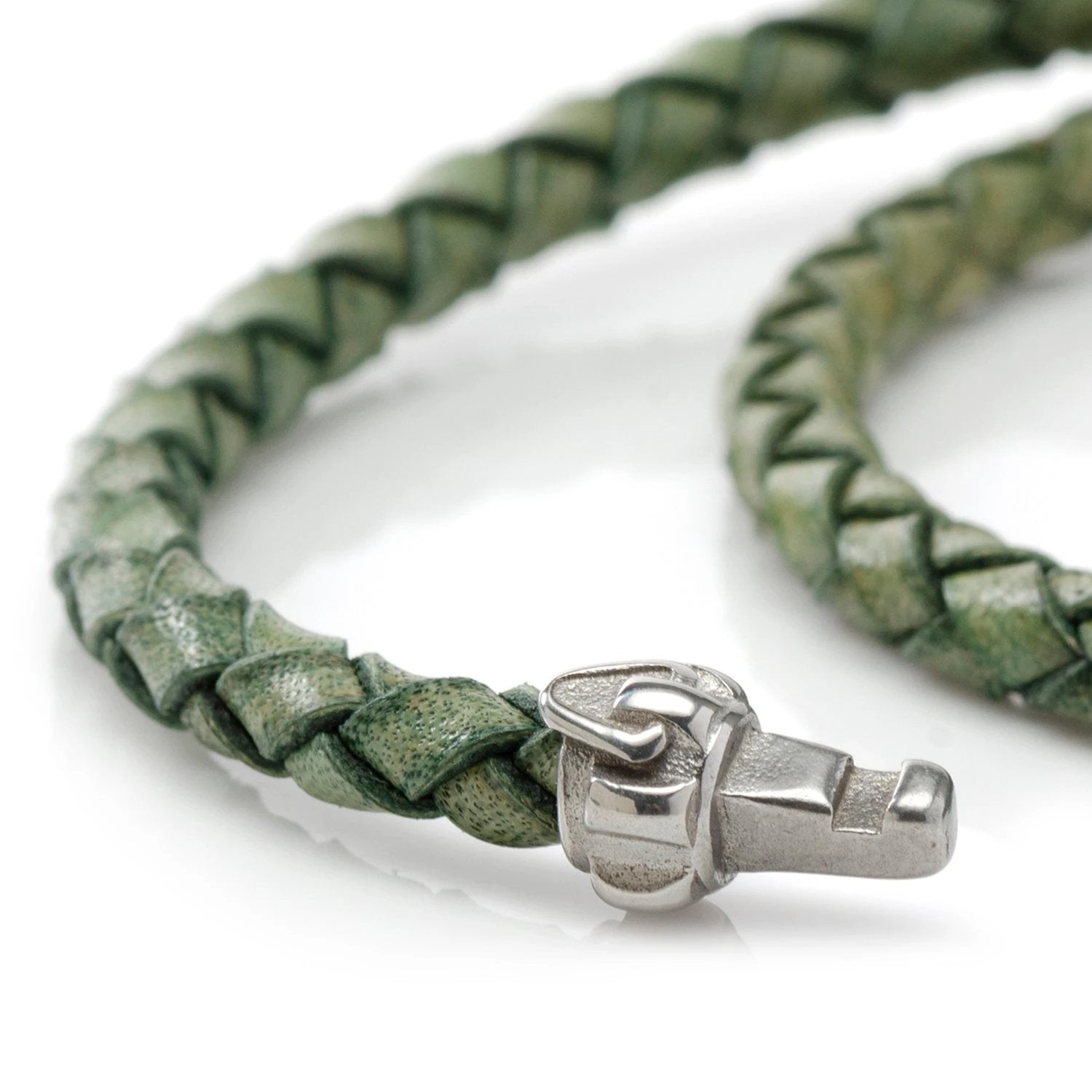 Star Wars Luke Skywalker LIGHTSABER Bracelet, Tie Clip, and Dress Socks Gift Set by Cufflinks.com
