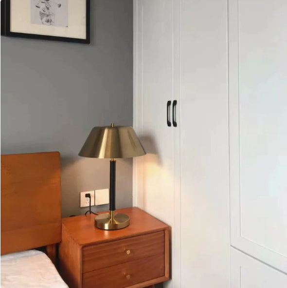 Light Luxury Nordic Designer Creative Model Room Living Room Study Modern Simple Bedside Lamp