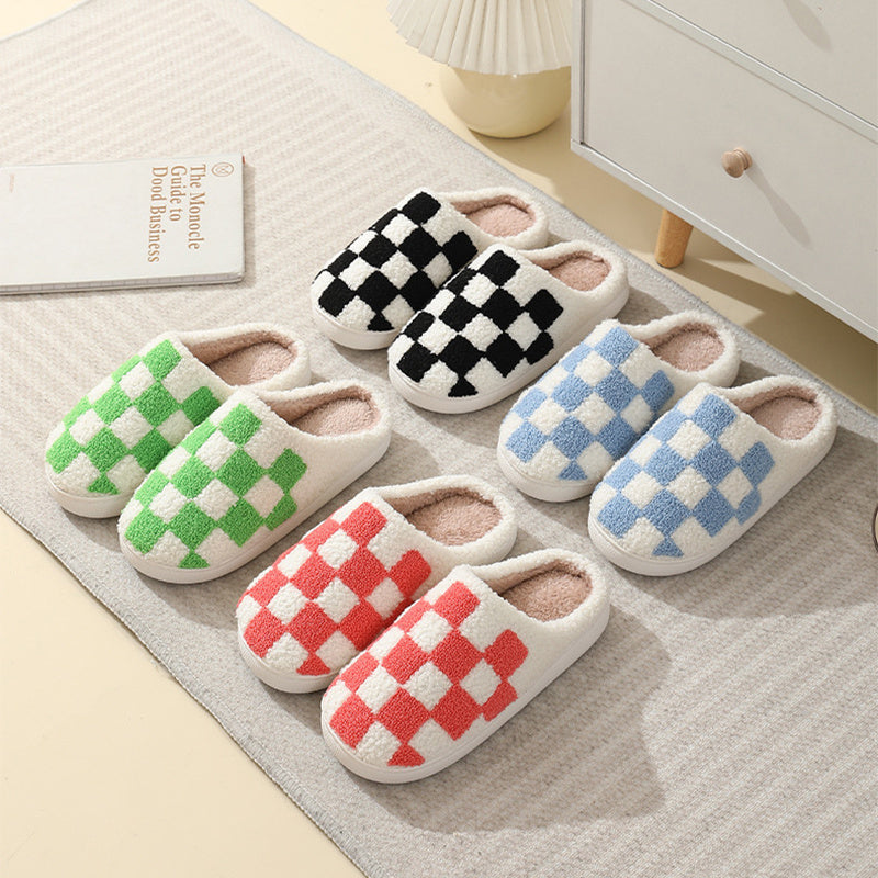 Men's Checkerboard Print Slippers