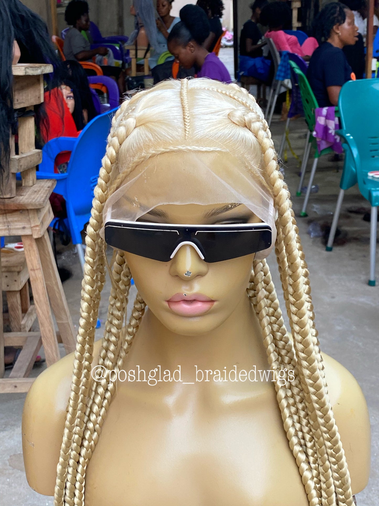 Knotless Braid Wig - Large Plaits  Bright Blonde - Taylor