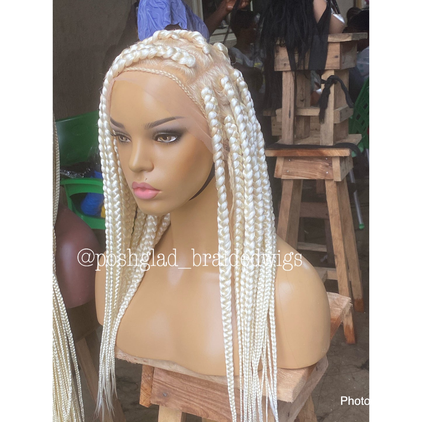 Funki JUMBO BOX BRAID PLATINUM BLONDE. (FULL LACE)