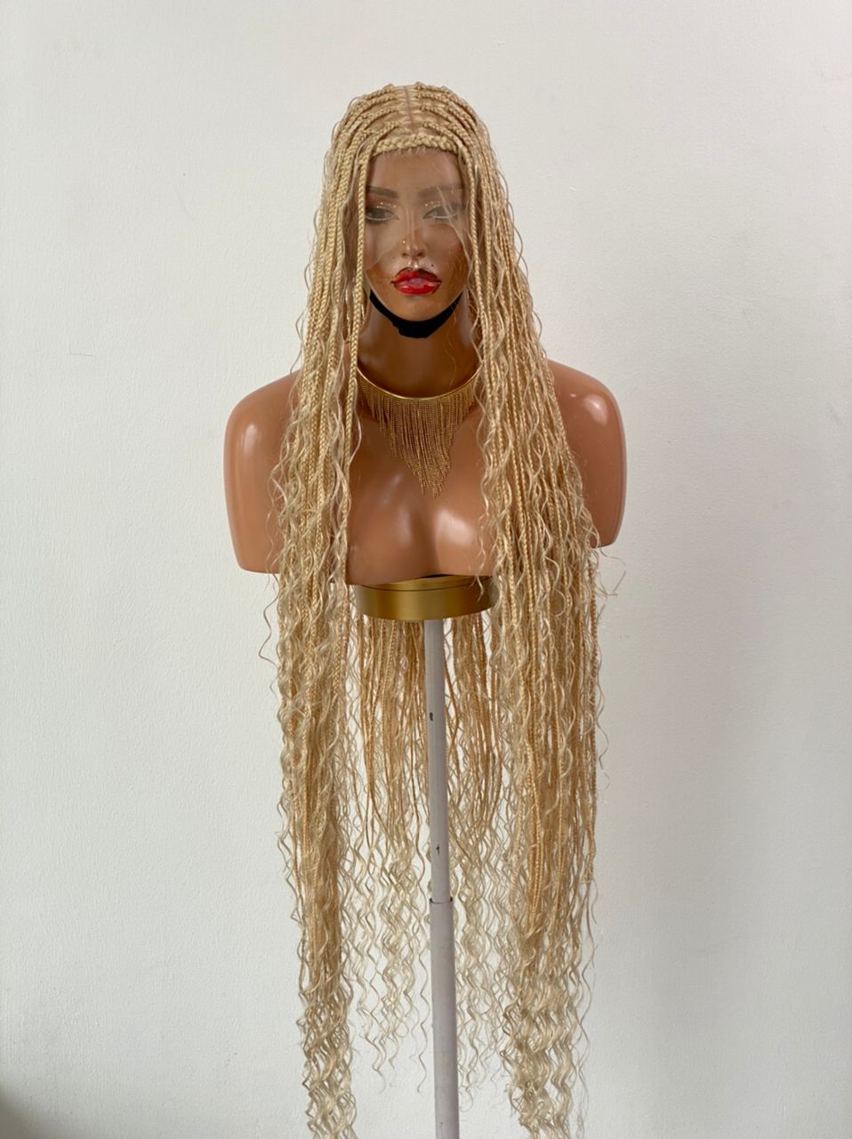 Bohemian Knotless Braid Wig "HD Full Lace" Blondy