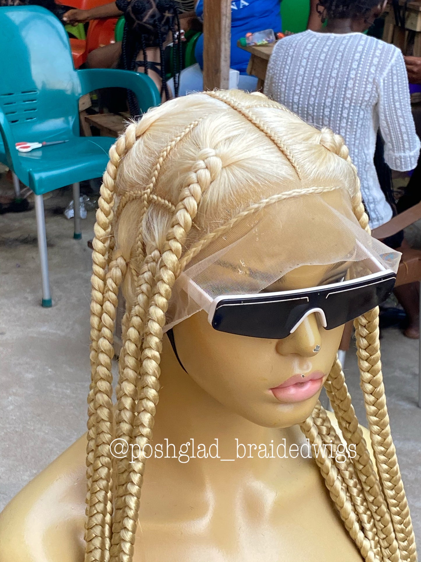 Knotless Braid Wig - Large Plaits  Bright Blonde - Taylor